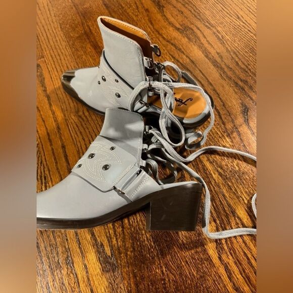 Free People Rory Blue Leather Studded Lace-Up Ankle Boot Bootie Size EU 38 - Picture 6 of 7